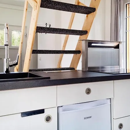 1 Bedroom Beautiful In